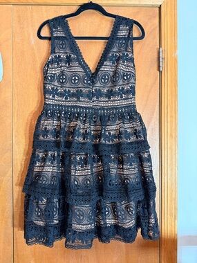 Girls Black Lace Tiered V-Neck Party Dress